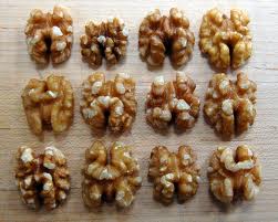 walnuts-brains-omega-3-fats