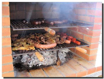 bbq-double-grill-over-hot-coals-meat-lovers-paradise-processed-meat-chicken-too