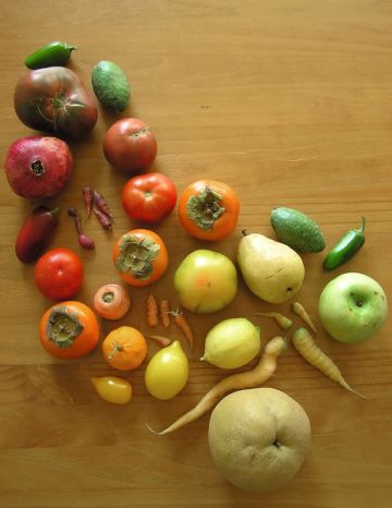 produce-fruits-and-vegetables-farmers-market