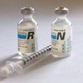 RENOVATING-YOUR-MIND-does-lower-risk-of-diabetic-complications-pic-of 2-insulin-vials-insulin-syringe