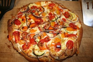 vegetarian-rainbow-pizza-very-colorful-loaded-with-antioxidants